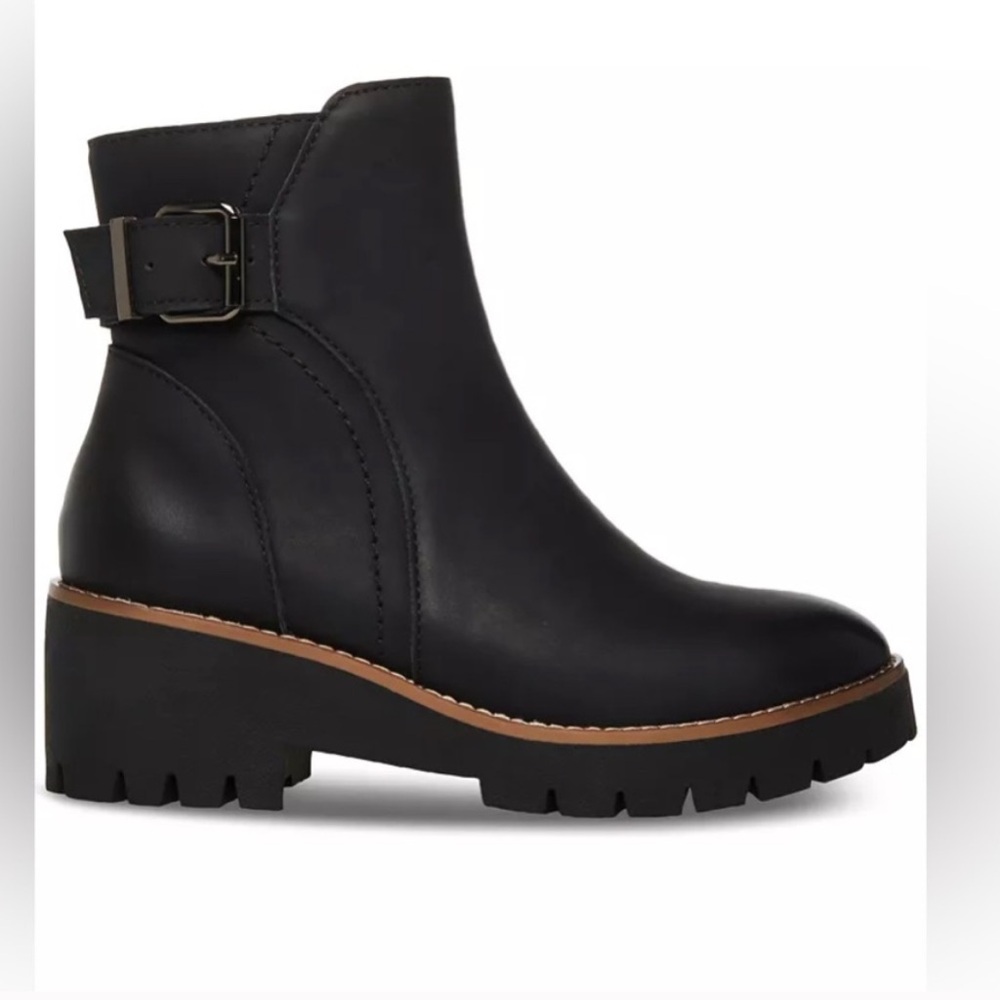 Aqua College Desiree Lug nubuck black ankle chunky boot Size 7 - Picture 3 of 17